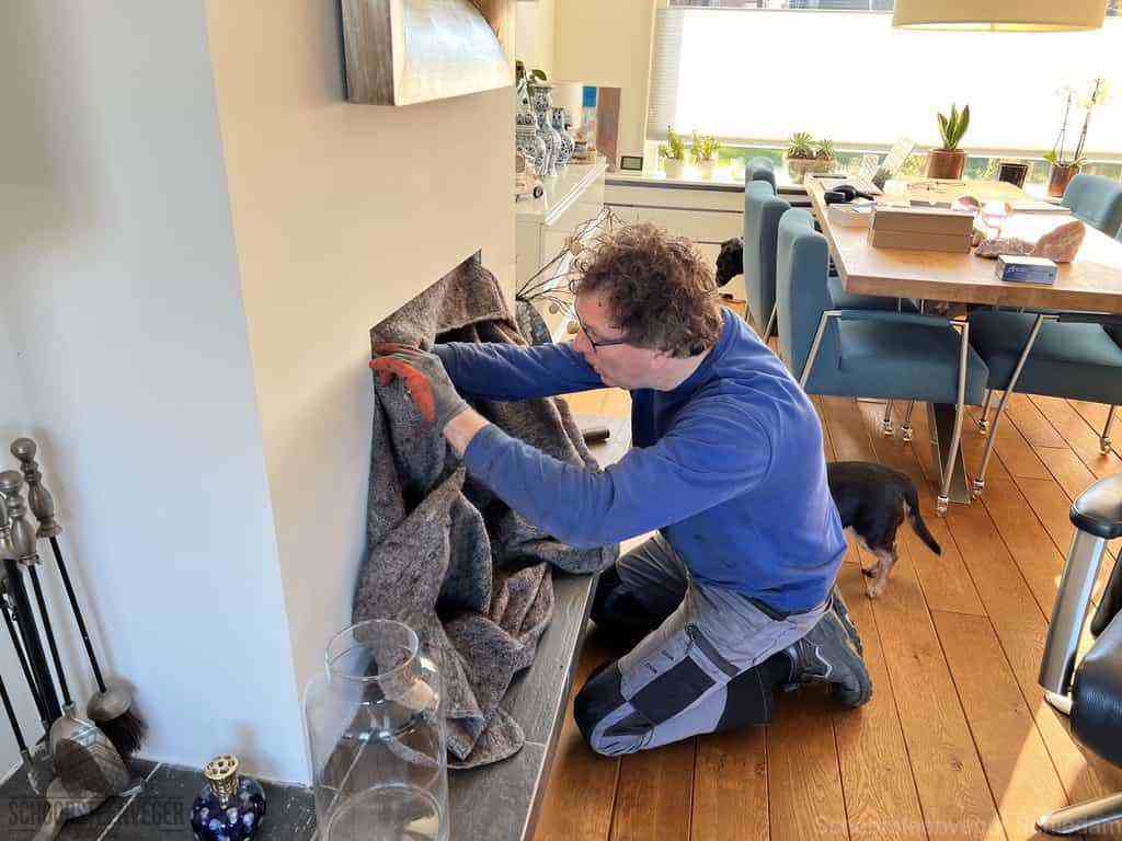 Schouwveger Schiedam kleed schoorsteenreiniger Schouwveger Schiedam kleed schoorsteenreiniger